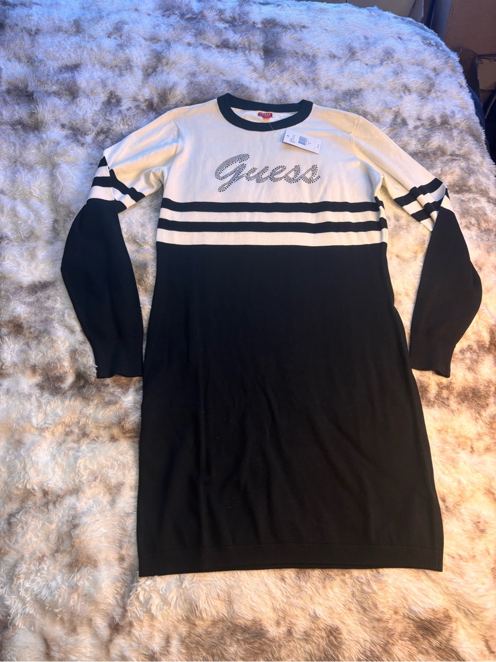 GUESS Black & white Logo Stripe Knit Dress - Picture 6 of 6